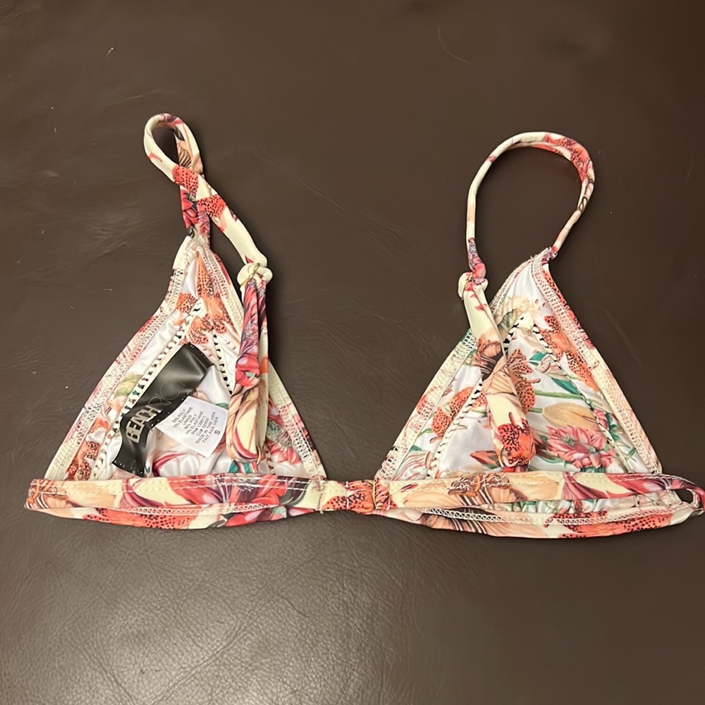 Beach Riot Bikini Top - Picture 3 of 5